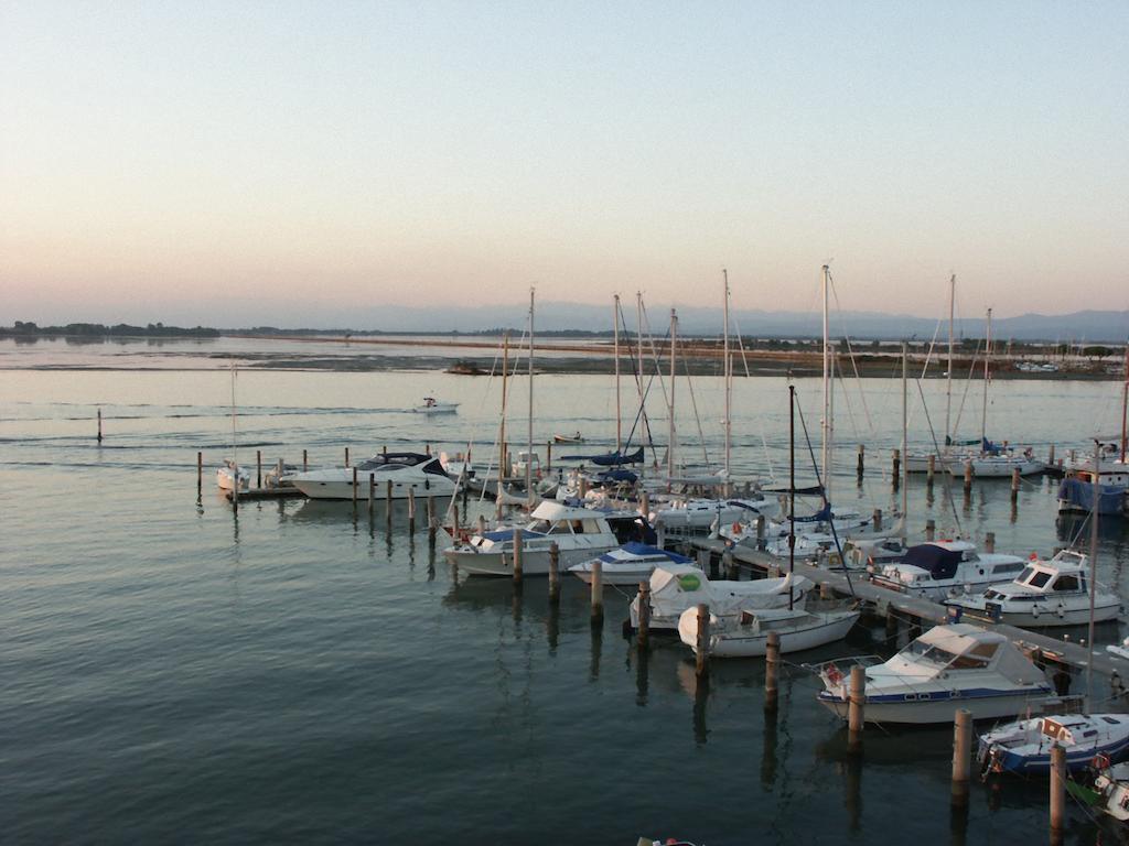 Costa Azzurra Apartment Grado Bagian luar foto